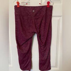 Athleta capri leggings, maroon/silver